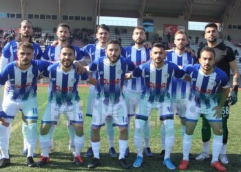 İZMİRSPOR, SİVASLI BELEDİYESPOR’U RAHAT YENDİ