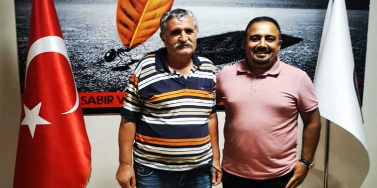 ÇİĞLİ AMATÖR’DE BAYRAK DEĞİŞİMİ