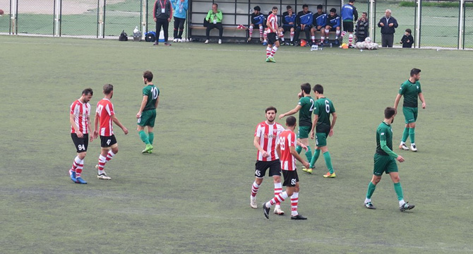 BORNOVA BELEDİYESPOR 3 – FOÇA BELEDİYESPOR 2