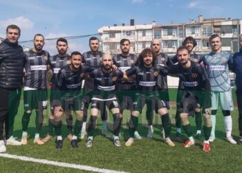 BAHÇELİEVLERSPOR, ZİRVEYİ BIRAKMADI