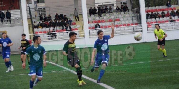 35 İZMİR KÜLTÜR, ÖZENSPOR’U SON DAKİKADA MAĞLUP ETTİ