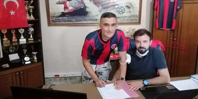 OĞUZHAN NEMLİ BERGAMA BELEDİYESPOR’DA
