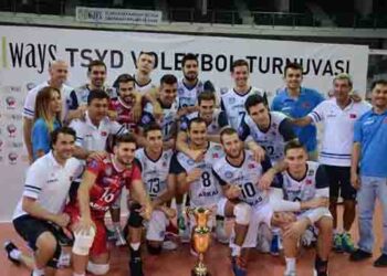 TSYD İzmir Voleybol Turnuvası’nın şampiyonu Arkas