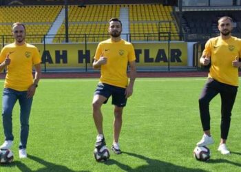ALİAĞA FK’DA 3 OYUNCU DAHA İMZAYI ATTI