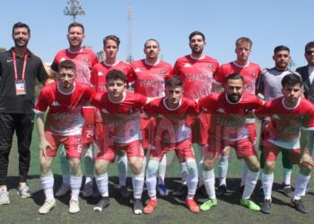 Z.H.K.ÇAMDİBİ ALTINOK ŞAMPİYONLUĞA KOŞUYOR