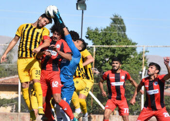 ALİAĞA FK, BOLVADİN’DEN 3 PUANI KAPTI