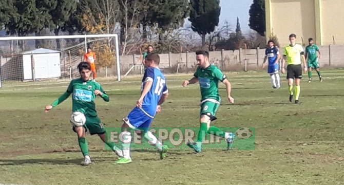 İZMİRSPOR’UN BİLEĞİ BÜKÜLMÜYOR