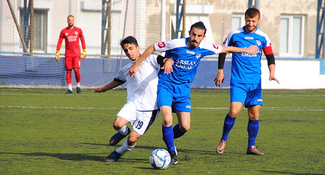 Eşrefpaşaspor: 7 – Karabağlarspor: 3