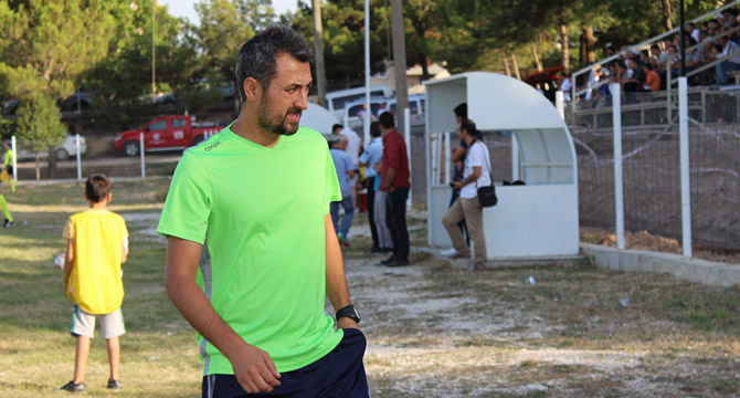 ÇAL’DA HOCA İLE YOLLAR AYRILDI