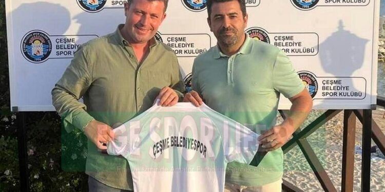 ÇEŞME BELEDİYESPOR’DA HAKAN KARATEPE İMZAYI ATTI