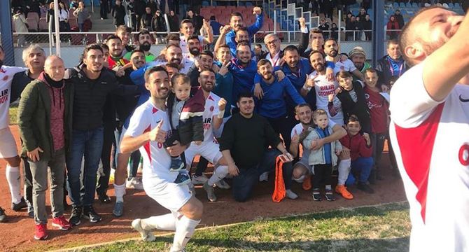 BERGAMA BELEDİYESPOR ARAYI AÇIYOR