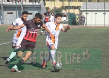 ASARLIK GENÇLİK, KARABAĞLAR FK KARŞISINDA SON DAKİKADA GÜLDÜ