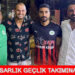 ASARLIK GENÇLİK, ALİ ÖZAK’A İMZAYI ATTIRDI