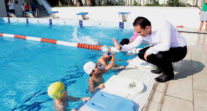 Bornova Belediyesi Yüzme Eğitiminin Adresi Oldu