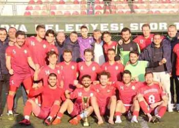 Bornova Belediyespor Şampiyonluğunu İlan Etti