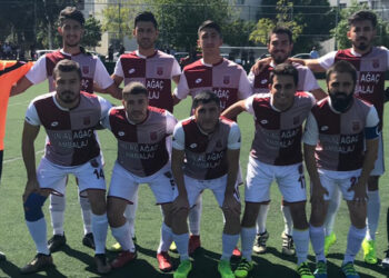 BAYRAKLISPOR, ZİRVE YARIŞINI BIRAKMIYOR