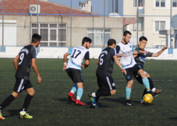 Karabağlarspor: 2- Eski İzmir Gençlik: 1