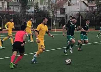 BAL İzmir Derbisinde Puanlar Paylaşıldı