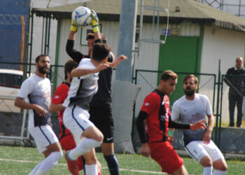Lider Foça Belediyespor Arayı Açıyor