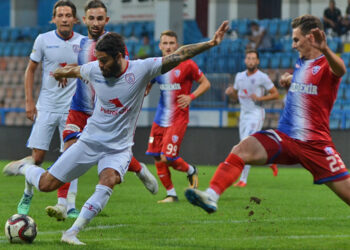 KARDEMİR KARABÜKSPOR: 1 – ALTINORDU: 1