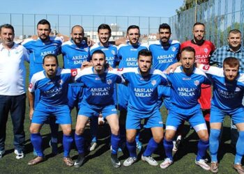 Eşrefpaşaspor: 1- İzmir Büyükşehir BLD: 3