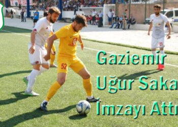 Gaziemir Uğur Sakal’a İmzayı Attırdı
