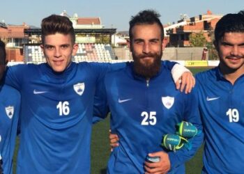 Dikili Çandarlıgücü 3 oyuncu imza attırdı