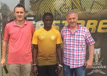 Aliağa FK, Bılly’yi Transfer Etti