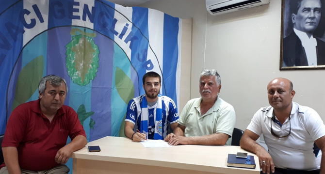 Aliağa Helvacı Göktuğ Beleş’i Renklerine Bağladı