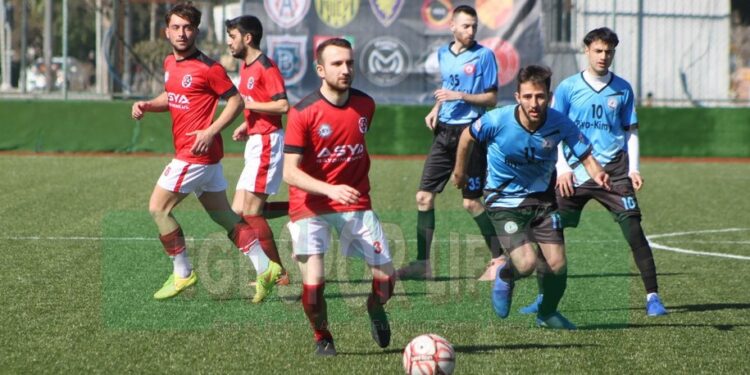 KARŞIYAKA DERBİSİ DEMİRKÖPRÜ’NÜN OLDU