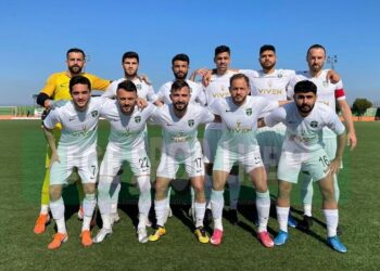 VİVEN BORNOVA, KINIK’TAN 3 PUANLA DÖNDÜ
