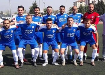 Bozyaka Spor: 1- Eşrefpaşa Spor: 3