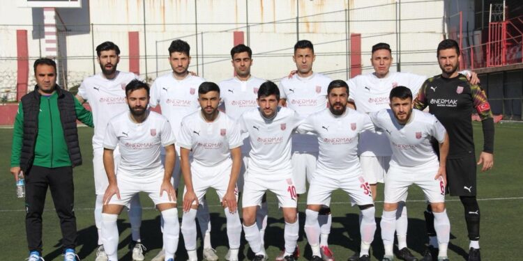 BAYRAKLISPOR: 2- FİKRİ ALTAY: 1