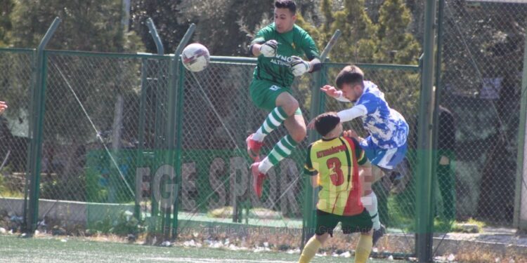 ALTINDAĞSPOR: 0- YENİ EVKA 4 SPOR: 4