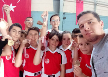Soma Zaferspor Madalyaları Topladı