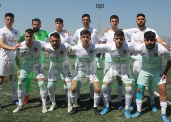 VİVEN BORNOVA FK, SON MAÇA BIRAKTI
