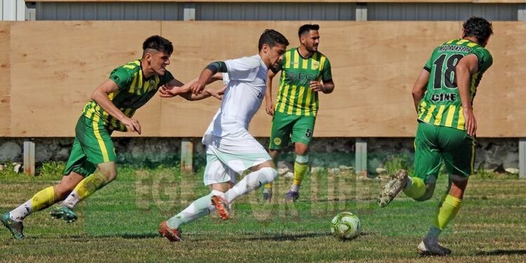 ALAÇATISPOR, UZATMA DAKİKALARINDAKİ PENALTI GOLÜ İLE 3 PUANI KAYBETTİ