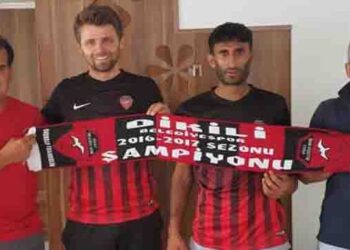 Dikili Belediyespor İlk İmzaları Attırdı