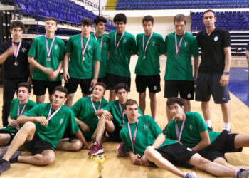 Bornova Belediyespor U16 Basket Takımı Kupasını Aldı