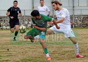 ALAÇATISPOR: 2- BORNOVA YEŞİLOVASPOR: 1