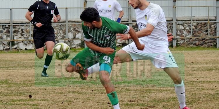 ALAÇATISPOR: 2- BORNOVA YEŞİLOVASPOR: 1