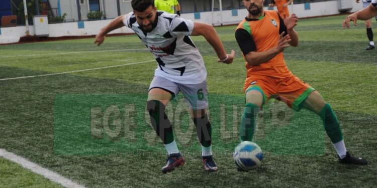 AYRANCILAR GENÇLİK, SÜPER AMATÖR LİGE YÜKSELDİ