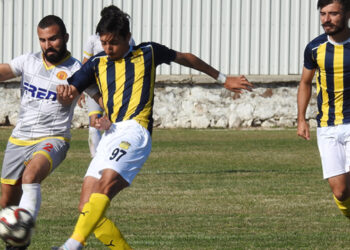 ALAÇATISPOR: 4- BAYINDIRSPOR: 1