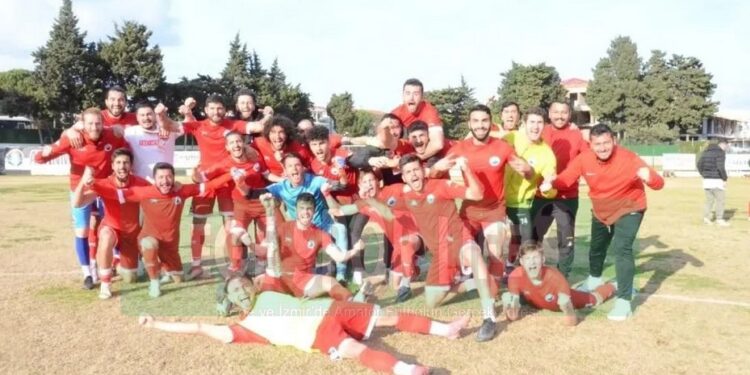 MENDERES, ÇEŞME’DEN ŞAMPİYON DÖNDÜ