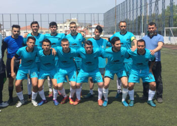 Eski İzmir Gençlik, Liderliği Kaptı