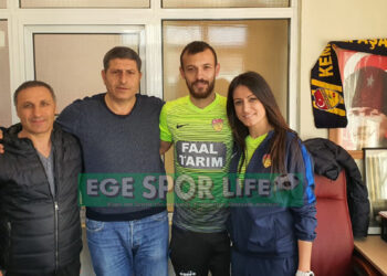 KEMALPAŞA, GÜROL KARAMAN’A İMZAYI ATTIRDI
