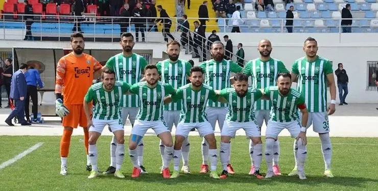 EFELER 09 SPOR 3. LİGE YÜKSELDİ