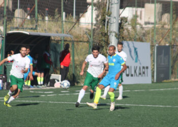 Özçamdibi Spor: 2- Foça Belediyespor: 1