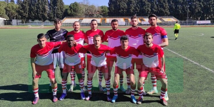 MENDERES BLD. ÖZDERESPOR 3 PUANLA BAŞLADI