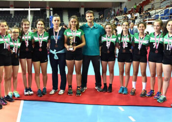 Voleybolun Yıldızları Bornova’dan
